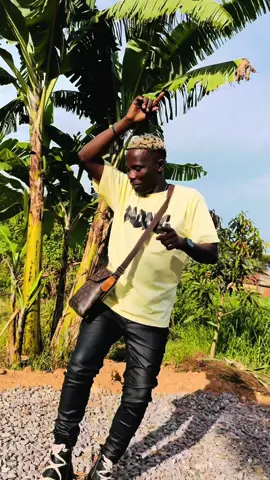 Ekisododo Eno Kikute 🫠 😂 🙌🏻. #EkisododoDance #Ekisododo #lilpazo #latinum #Asinda 
