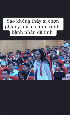 Sao không thấy ai chọn pháp y nhỉ, ít cạnh tranh, bệnh nhân dễ tính mà #tiktok #bsnt #daihocyhanoi 