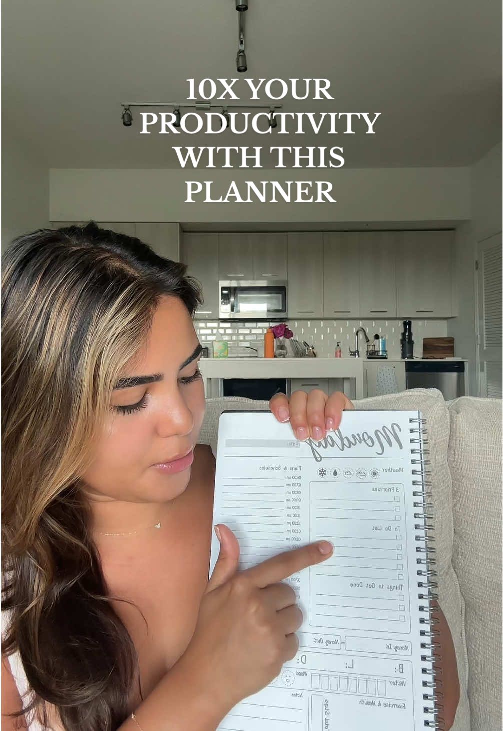 I live for a good weekly planner 🥹🤍 #weeklyplanner #productivitytips #tiktokshopfinds 
