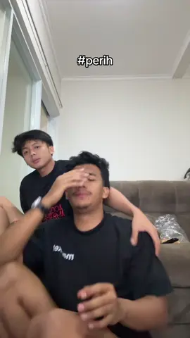 #sedihdunia