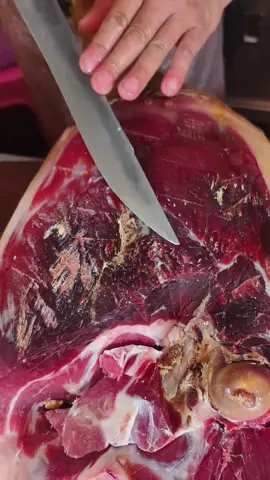 Keep cutting my dry beef.