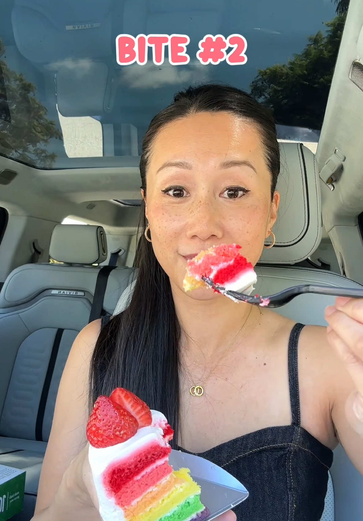 Feeling the weight melting off #3biterule #diet #mukbang #cake #threebiterule #tiktokpartner 