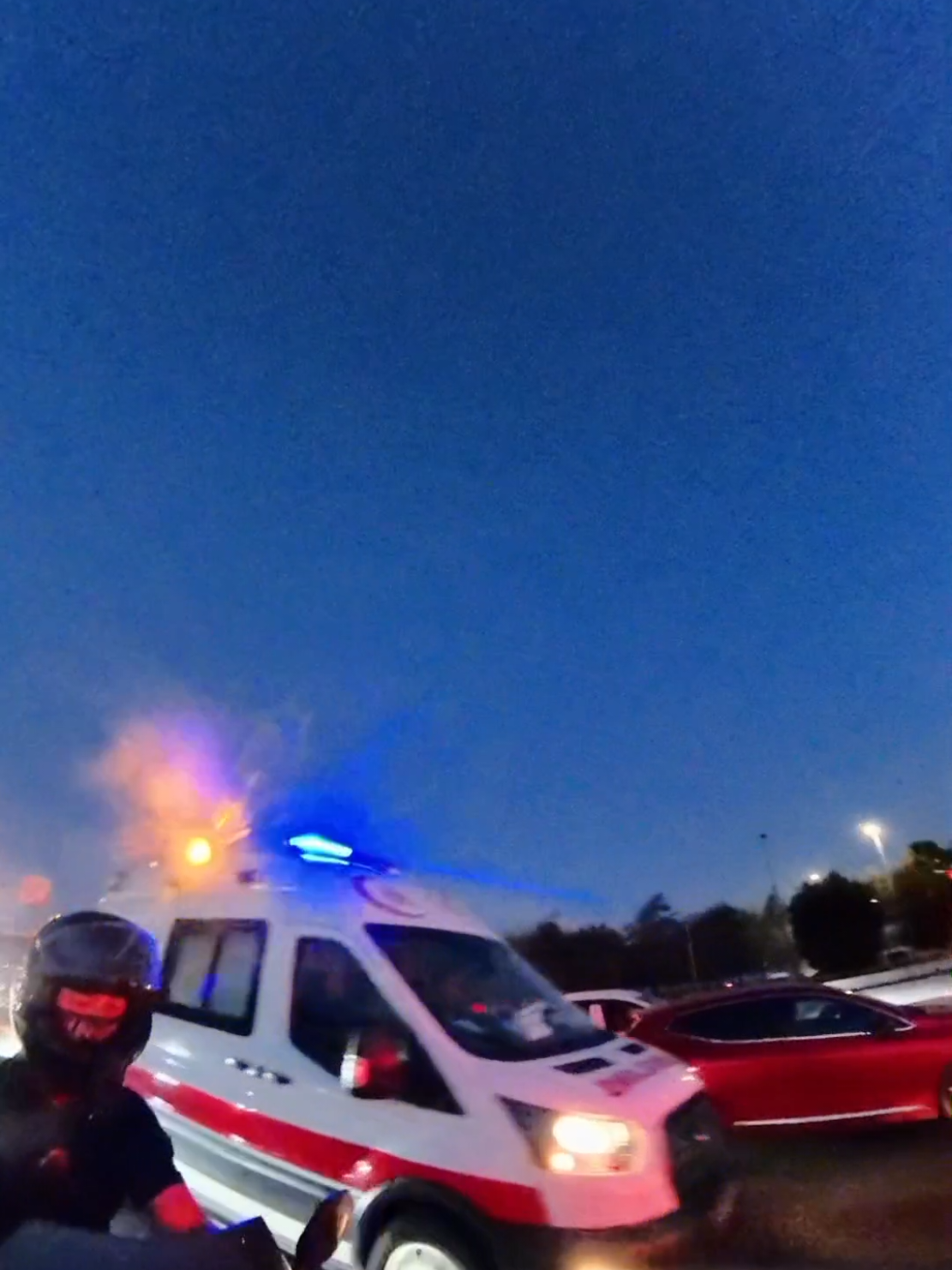 Her Gün Yeni Bir Utanç.  Senin Telefonun Başkasının Hayatından Değerli Değil.  #kesfett #viralvideos #viraltiktok #ambulance #112 