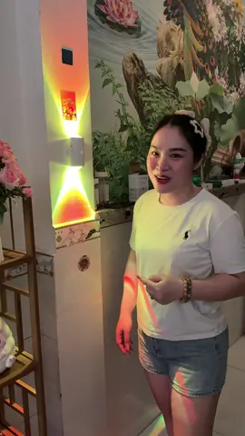 Đèn decor xịn xò lắm ạ