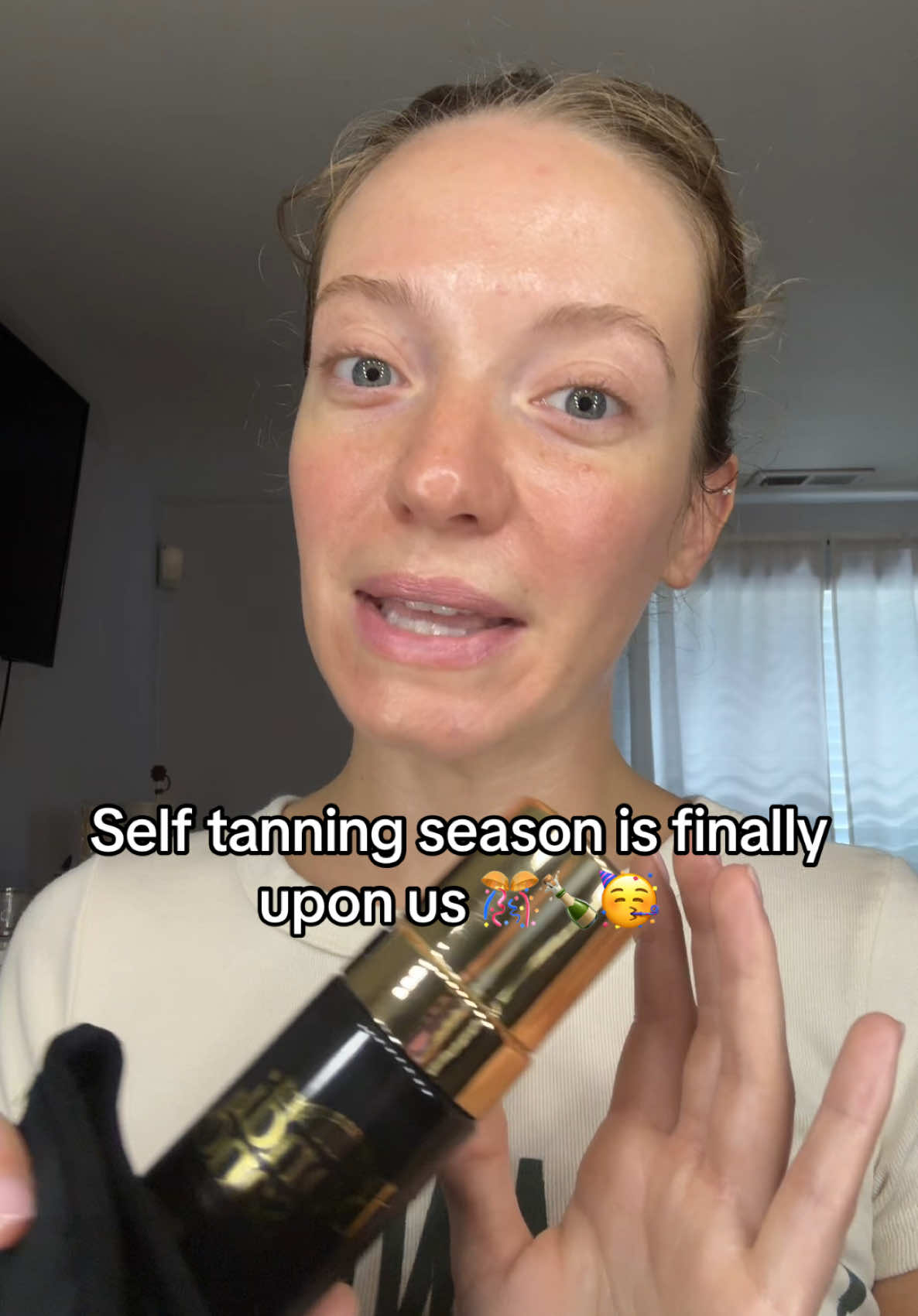 my favorite time of the year🤝🏼🤝🏼🤝🏼🤝🏼🤝🏼 #selftan @Bondi Sands @Loving Tan my essentials 🩷 #trending #fyp 