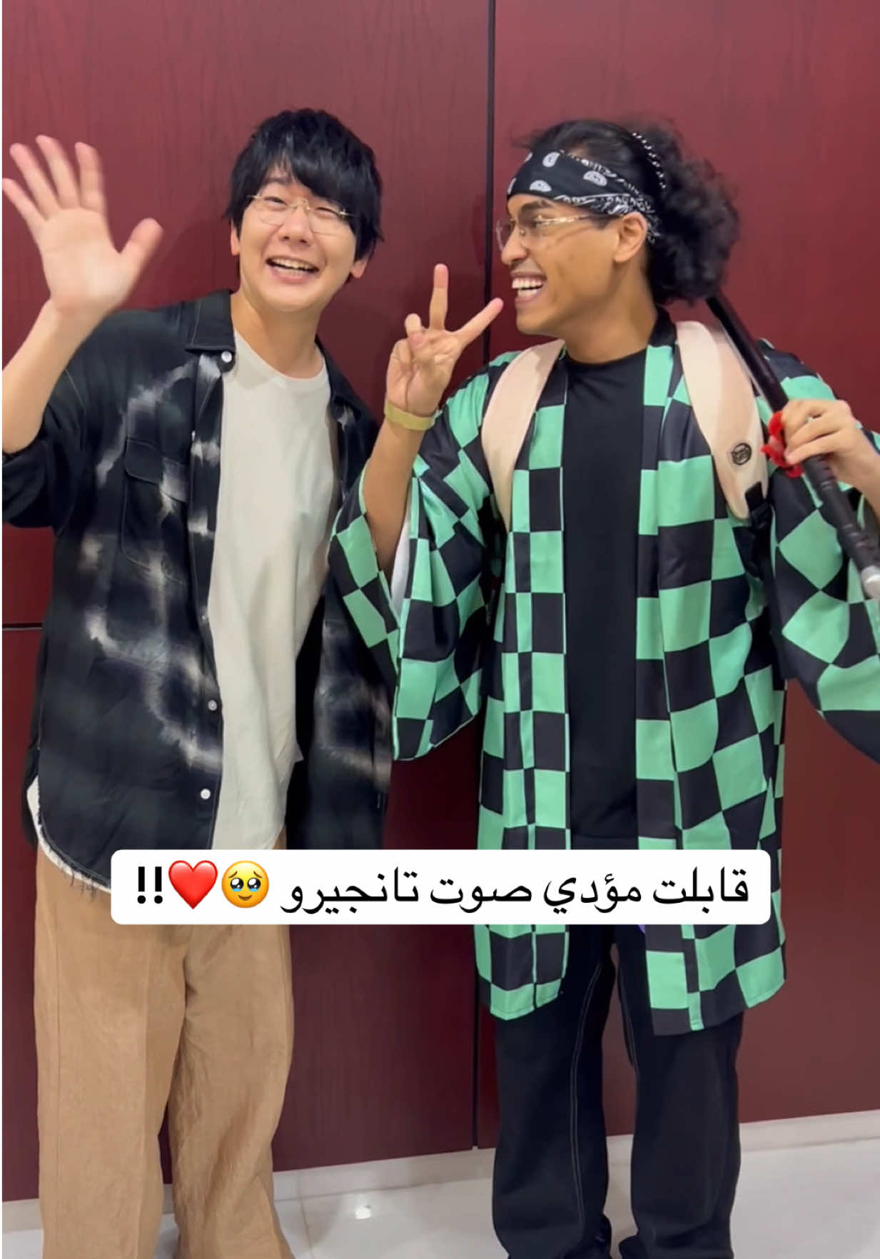 قابلت مؤدي صوت تانجيرو 🥹❤️!! #انمي #انميات #fyp #foryoupage #azamsenpai 