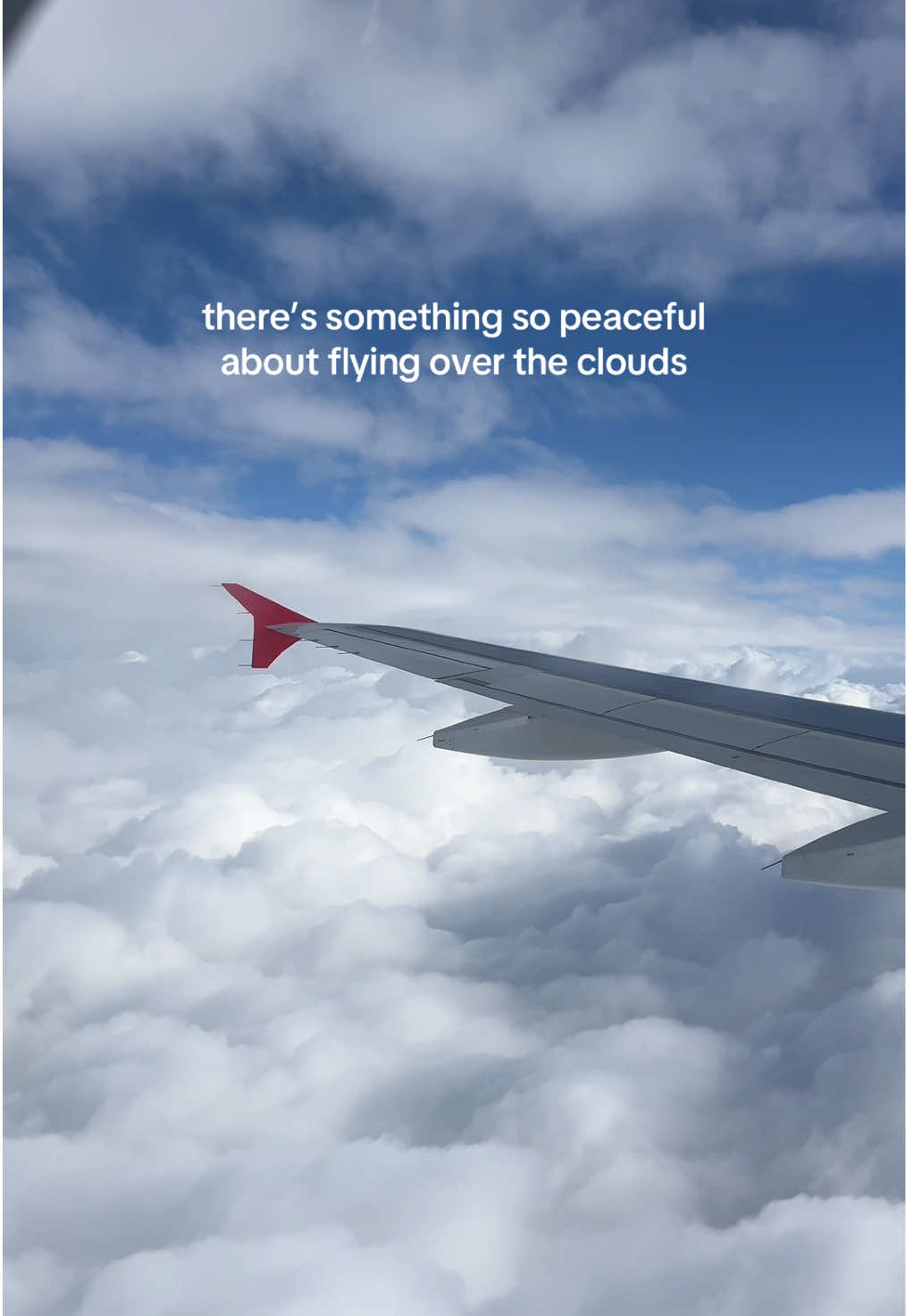I could stare at this all day☁️✈️