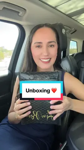 Compras 🛍️ de @LINREVE 🇨🇺🇺🇸 #compra #joyería #stainedglass #foryourpage #viraltiktok 