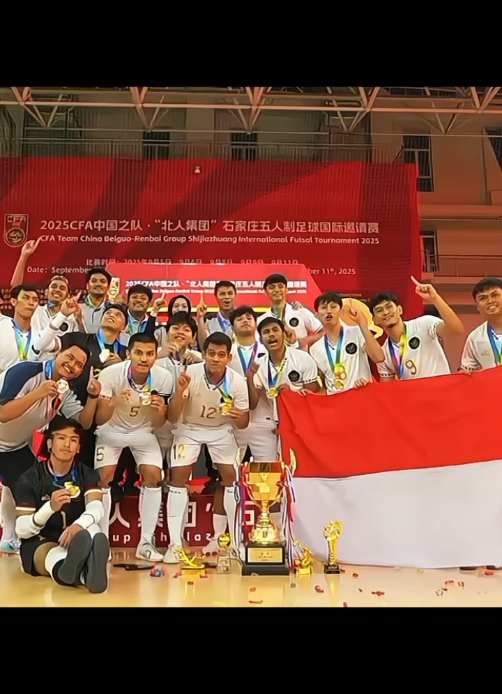 Timnas Futsal Indonesia berhasil juara CFA International Futsal Tournament 2025 setelah mengalahkan Denmark di final Indonesia 🇮🇩🔥 - #timnasfutsal #futsal #cfainternationalfutsaltournament2025 #foryoupage #fyp 