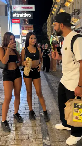 Αφράτο ψωμί, φρέσκα υλικά και γεύση που μένει αξέχαστη. Μεγάλο, χορταστικό και φτιαγμένο με ποιότητα – όπως ακριβώς πρέπει. Ιδανικό για όσους εκτιμούν το καλό φαγητό, φτιαγμένο με μεράκι στον  Καντινάρχη !!! Δοκίμασε και δεν θα χάσεις !  #FoodLover #sandwich #athens #food  @nikos_anagnostopoulos_official 