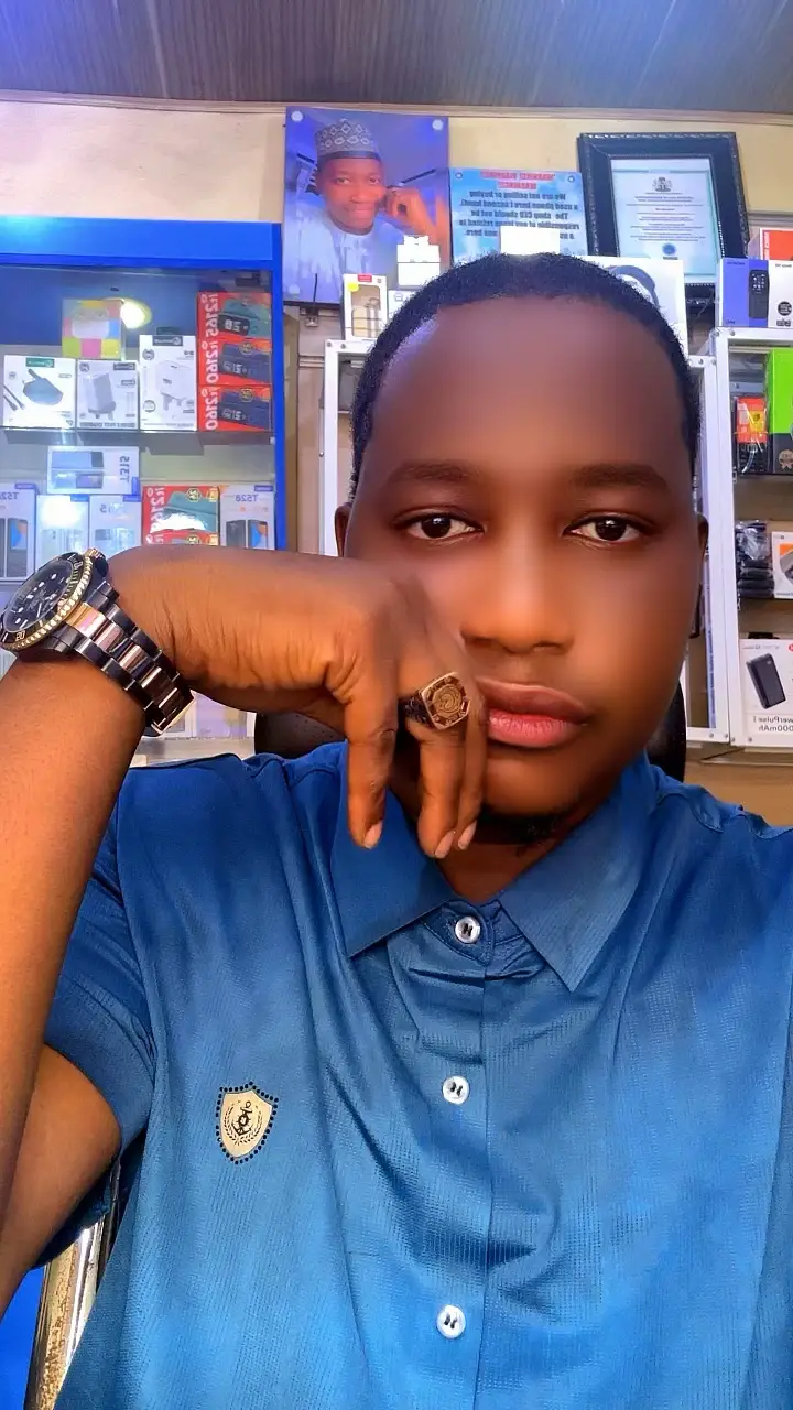 Gsky wannan wakar taratsani matuka wlh.🥰✊🏽