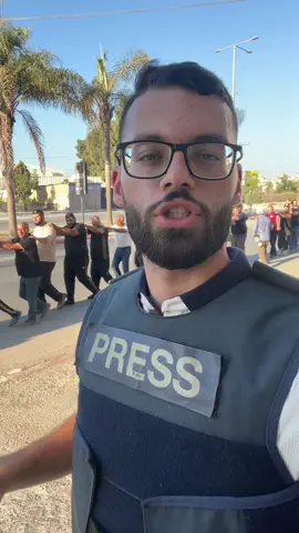 احتجاز عشرات الشبان من وسط المدينة 
