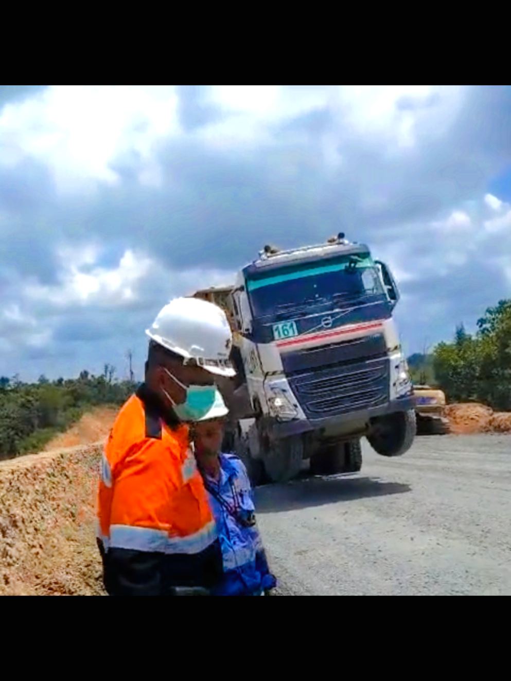 #tambang batubara #operator double vessel anak muda gak punya B2umum mana main. 