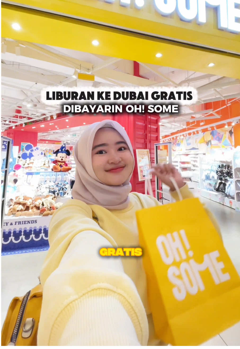 Katanya OH!SOME lagi ulang tahun ya?? Terus ada bagi - bagi ratusan voucher belanja OH!SOME, main di FUNIFUN!, iPhone 16 Pro Max, sampe ada grand prize dream trip ke Dubai! Yang mau tau caranya tonton di video aku sampai habis ya!!! Buat info lengkapnya langsung aja yuk download aplikasi OH!SOME dan klaim hadiahnyaa 💛 @OHSOME Beauty Offical @OH!SOME Indonesia  #ohsomeoneismore #ohsomeluckydraw #ohsome #giveaway #foryoupage 