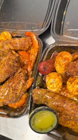 ‼️ TOMMROW It’s Friday DoorDash Is Available(Scoobys Seafood ) ‼️ ‼️🔥🤟🏽‼️‼️ 2443 Walnut Hill (Headquarters parking lot ) & Also Louisiana Shrimp Platter & Crab Platter 🔥🔥Pull Up At 5pm TOMORROW ‼️ Shutting Down At 10:30pm Meet Me THERE 😎 ‼️#dallastexas #dallasfoodtrucks #dallasblogger #dallascowboys #saycheese @keith__lee125
