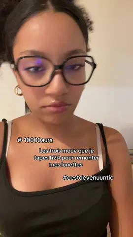 Automatiquement #tiktok #lunette #humour #fyp #xybzca 