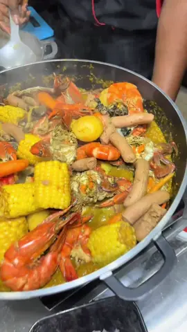 Seafood boil pack with unique flavors  @Food Boss Culinary School 