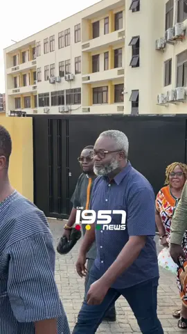 LIVE | Leader of the Liberal Party of Ghana (LPG), Kofi Akpaloo, speaks exclusively to The1957News shortly after his release from EOCO custody.