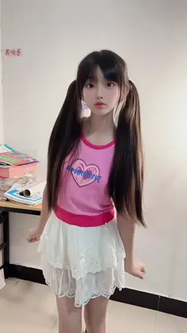 萌丫丫#fyp #Chinesegirl #甜妹 #小学生 #dance 