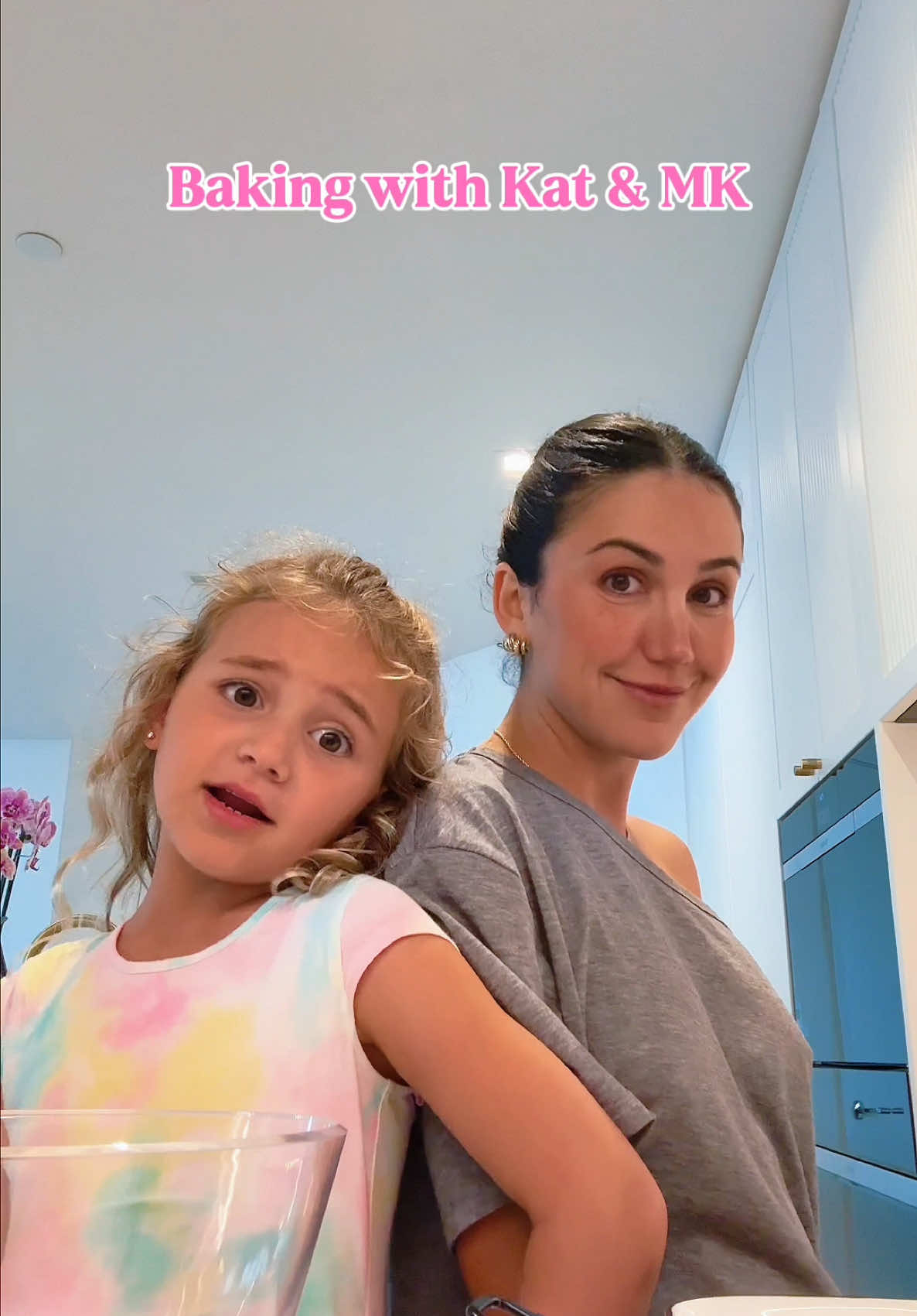 Just two girlies learning how to bake blondies  Ingredients  -1 large ripe banana, mashed -1 egg -1/4 cup peanut butter, melted  -1/4 cup maple syrup  -1 cup oat flour -1/2 tsp baking powder 1/4 cup chocolate chips  Method -preheat oven to 375 -bake 15-20 mins