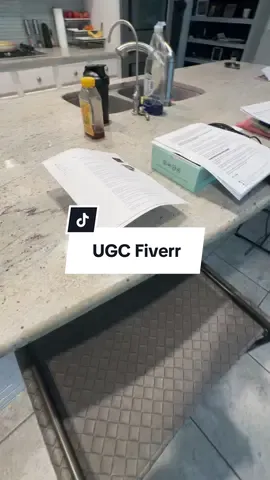UGC can be a way to earn extra money from home! I’m ready to start filming after work🤗 #ugc #fiverr #ugccreator 