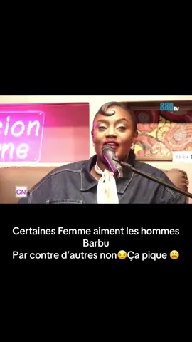 Certaines Femme aiment les hommes Barbu  Par contre d’autres non😒Ça pique 😩