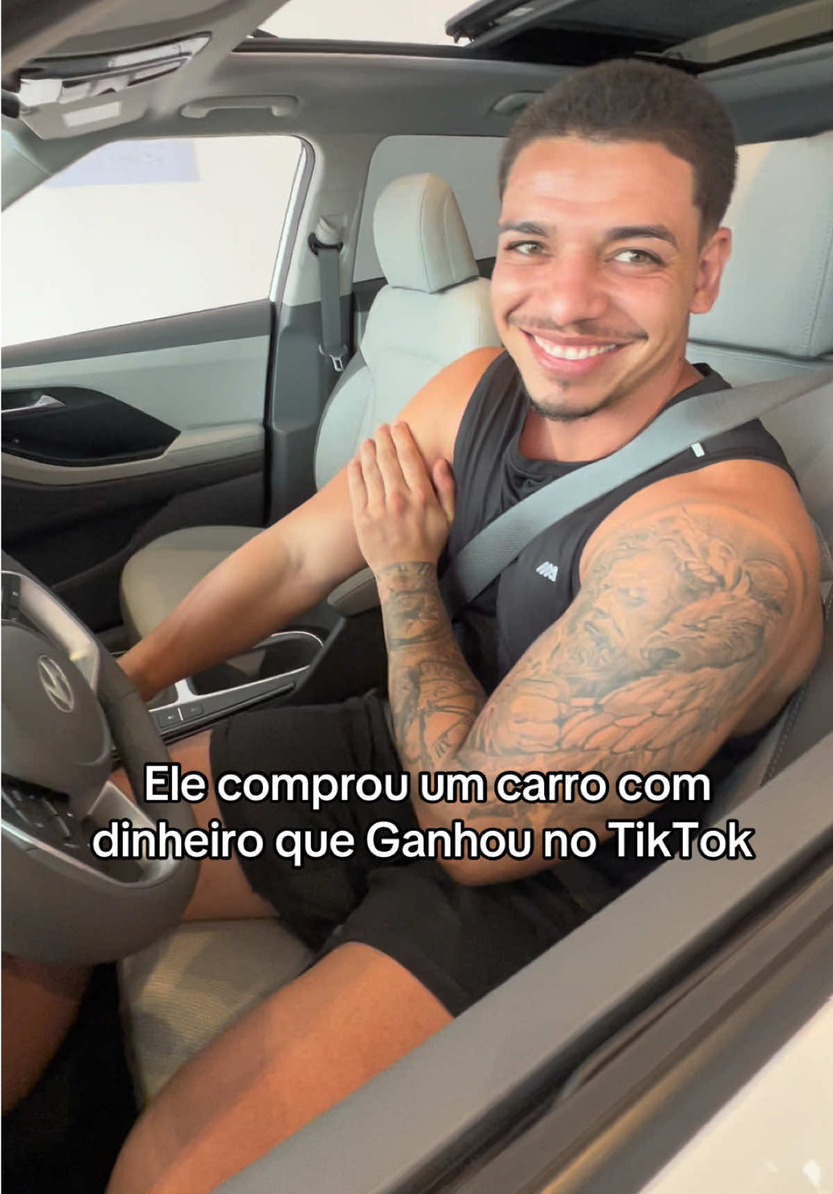 Realizou o sonho de comprar um carro com dinheiro que ganhou do TikTok Shop - Ciência do TikTok Shop 