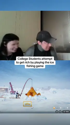 College Students attempt to get rich by playing the ice fishing game #kickstreaming 