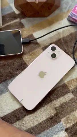 IP 13 INTER 128 REDY SATU UNIT IP 13 INTER 128 BH 100% FULSET NO MINUS SIAP COD,  AMBIL DI TEMPAT LEBIH BAIK.  LOKASI PASAR SINGGO SAREN SOLO #jualbelihp #jualbeliiphone #fyp #iphone 