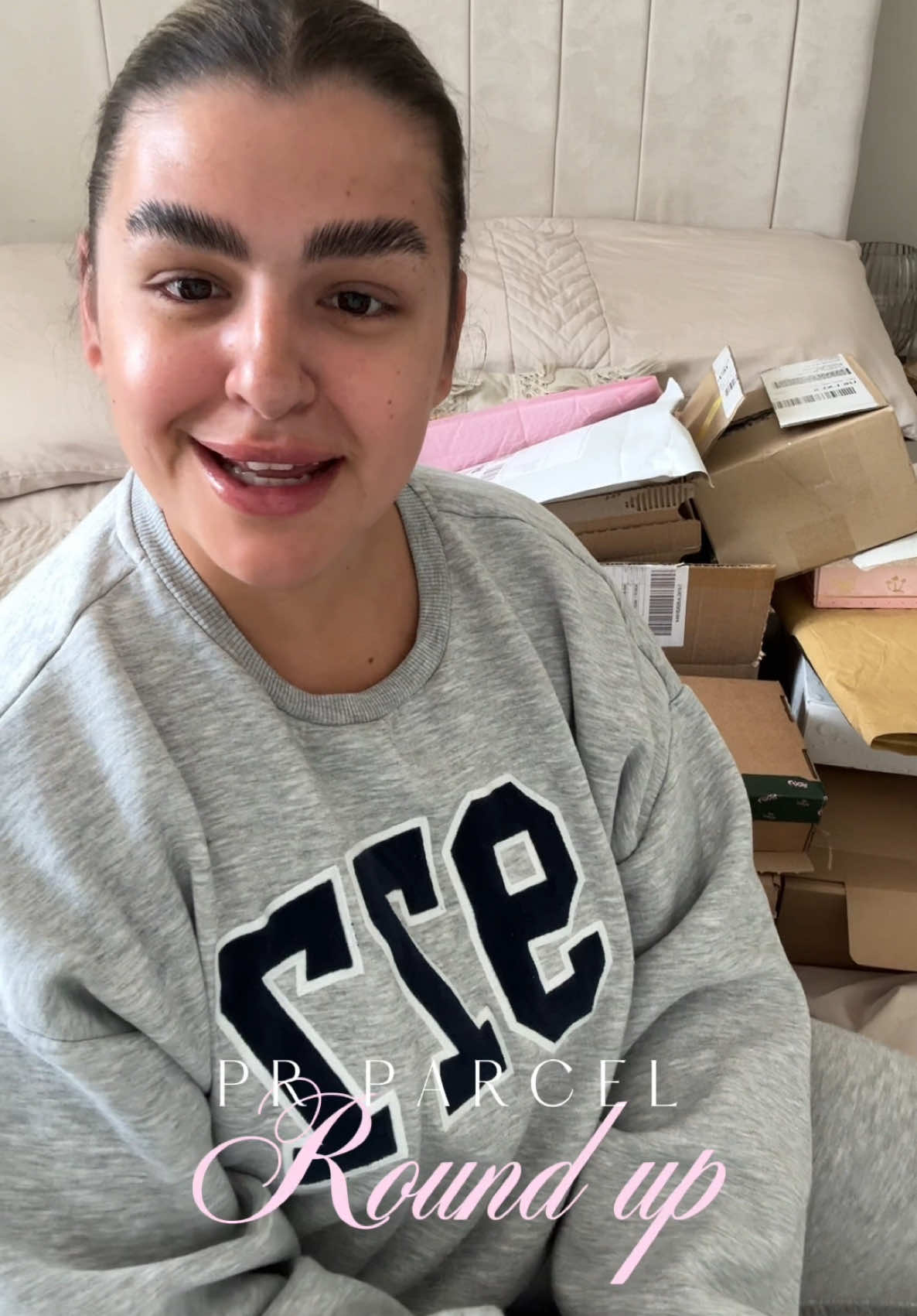 PR parcel round up, so grateful to receive some amazing parcels from amazing brands! 🥹🤍 Hold down for 2x speed 🤣 @L'Oréal Paris UK @Kiehl's Since 1851 @seoul1988oficial @PINKHONEY @ardelluk @ISOCLEAN @attractioncosmetics_ @Redken @Lancôme @The INKEY List UK @Max Factor @fwee @Free Soul @Abbott Lyon  #pr #prhaul #parcels #unboxingvideo #fyp 