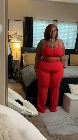 These Pants Are Soooo Comfy! And The Length Is Everything!! 😍 #oqq #oqqfashion #plussize #highwaist #stretch 