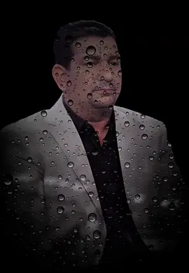 احجي ويـاك وحدي.. وانت ماموجـــود.. واسولفلــك عليه .. وانت مـو يمـّـي واصيــح وأشتكيلــك واصــرخ من الآه.. وولاجني أشتكيلــك.. واحرك بدمـّي تلــم بيـّه حطــب . . لتكلي ألمـن بيــــك.. لأن جاسـك بــرد .. موكاتلـك لمّــي #سمير_صبيح #سمير_صبيح_جبل_الشعر_الشعبي_العراقي #شعر #شعراء 