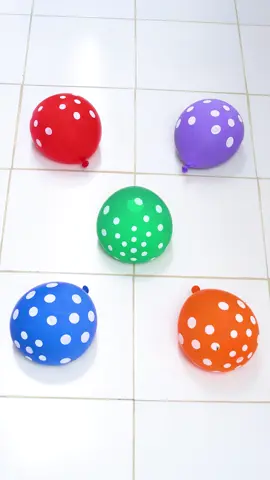 Funny Dance 😀#Funny #satisfyingvideos #balloon #funnytiktok #viral 