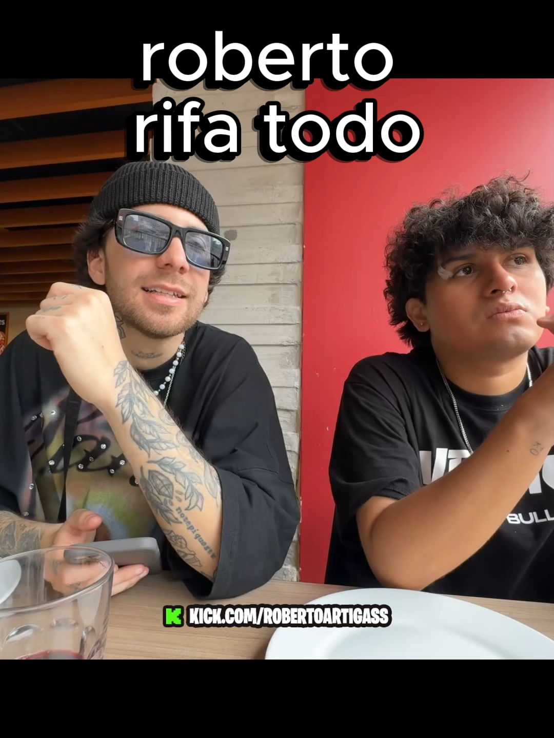 @robertoartigass rifa a su comuna #kickperu #kickstreaming #clipsvirales #clipskick #robertoartigas