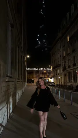 between nyc and everywhere ⭐️ #paris #nyc #aesthetic 