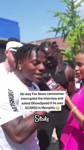 No way Fox News cameraman interrupted the interview and asked IShowSpeed if he was SCARED in Memphis 😳 #ishowspeed 