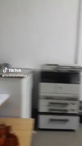 Semangat pagi...Hidup ini seperti bahtera dilautan, *diatas ada ombak besar yang siap*  menghadang dan dibawah ada batu *karang yang besar, tidak ada yang*  bisa menguatkan hidup ini kecuali Allah. *Kalau kita banyak bersyukur,* maka nikmat akan bertambah. *Kalau kita banyak mengeluh,* maka hilanglah nikmat yang ada. *Dunia itu hanya setetes.*  Jika kau dapat jangan sombong karena *itu hanya setetes, jika kau tak dapat jangan*  bersedih karena itu juga hanya setetes.#fyppppppppppppppppppppppp #fypage #hajisumanto #faradillahsitiaisyah #viraltiktok  My link tiktok:  https://www.tiktok.com/@hajisumantotopbanget?_t=ZS-8zWJCO9d90B&_r=1