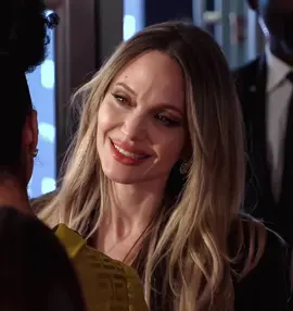 need her like i need oxygen  #angelinajolie #wlw 