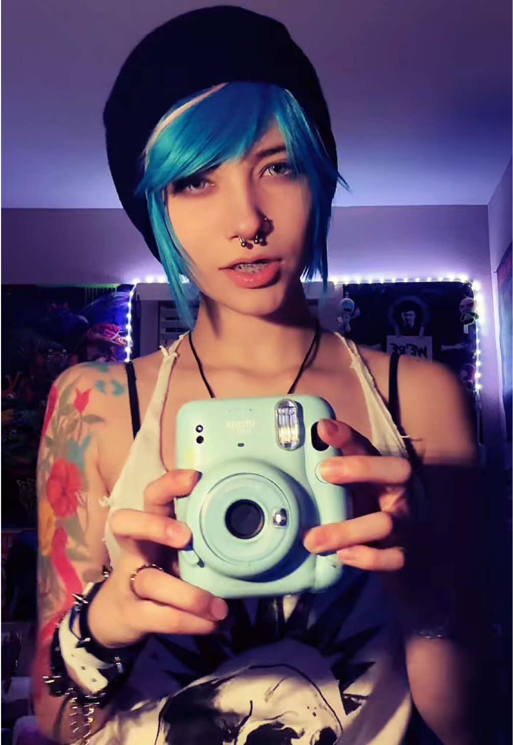 Bring back iPhone 4s || #lifeisstrange #chloepricecosplay #lifeisstrangecosplay #tumblraesthetic #chloeprice 