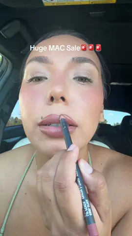 Girlies run to get your Mac lip liners @maccosmetics #maccosmetics #maclipcombo #maclipliners #lipliner 