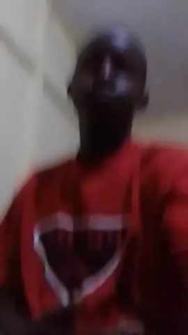 si tu m'aimes tu mets dans commentaire merci.