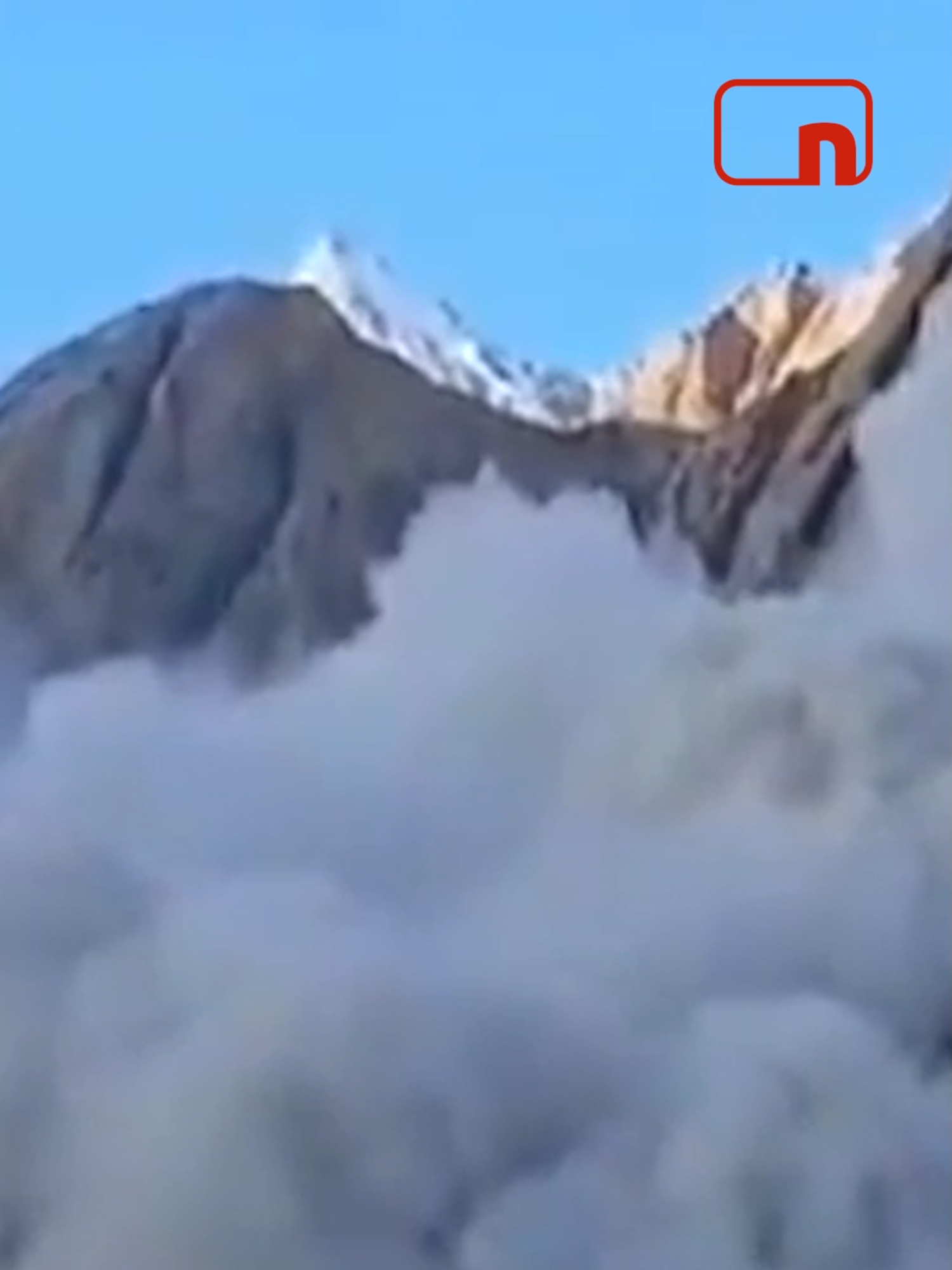 Impactante ruptura de un glaciar en el Himalaya deja al menos tres muertos #news #noticiascuatro #noticiastiktok #noticias