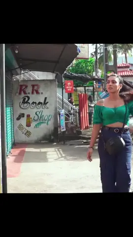 මල් කාන්ති 🤒 🎬 Welcome to Cyelon Yummy! Your daily dose of beauty, boldness & pure Lankan charm! 💃🌸 From glam vibes to natural styles — it's all here! 👉 Subscribe on YouTube: 🔗 https://youtube.com/@cyelonyummy?si=EA7LA-YFvyT7h3sU 👉 Follow on TikTok: 📱 @cyelon.yummy ✨ Don't just scroll — come join the Yummy Fam today! 💖 #fypviralシ  #srilankan_tik_tok🇱🇰 #SriLankanActress #foryou #viral