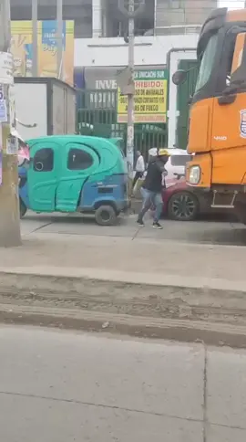 Esto paso en villa el salvador #viral_video #viraltiktok #nuncatemetasconuntraylero #limaperu🇵🇪 #villaelsalvador 