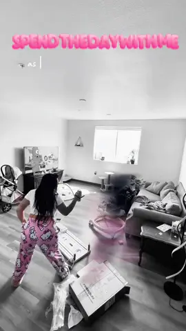 Yeah, I knew her name, but I don’t know her exact @ and she has me blocked on both of my accounts so I can’t find her😭😭😭 not that I would publicly give her that clout, but my main supporters are curious and I want to show but I literally used to sit with my man and show him her videos because I loved them so much and I thought she was so cool and just like me until she started shitting on me publicly and then just being weird to me while copying everything I was doing… #fyp #anotherfknmom #contentcreator #sahmlife #rantoftheday 