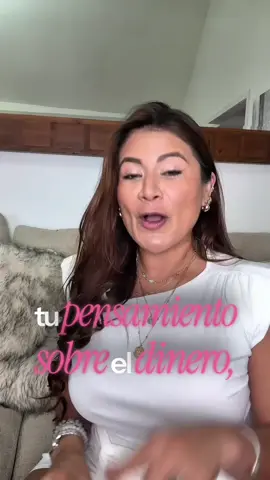 💰 El dinero no es el destino… es el camino. Cuando dejamos de verlo con miedo o culpa y lo entendemos como un medio para crecer, nuestra energía se transforma ✨. 👉 Guarda este reel para recordarlo cada vez que pienses en dinero. #Dinero #Abundancia #Prosperidad 