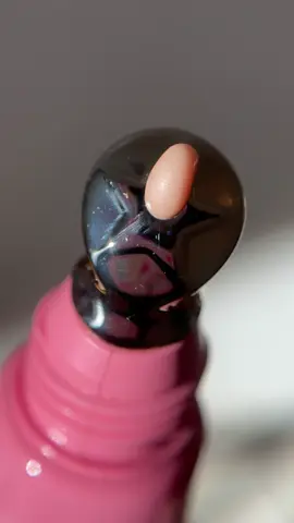 BACK IN STOCK 🚨 Our Morning Dew Eye Cream is a luxurious firming eye cream rich in actives that lift, sculpt & help to prevent wrinkles! 💫 ⁠ ⁠ ➡️ Infused with Vitamin C, Caffeine, and Red Algae to help brighten dark spots & reduce puffiness 👀💕⁠ ⁠ 📹️ @jordyalexaa_⁠ ⁠ #jeffreestar #jeffreestarcosmetics #jeffreestarskincare #eyecream #skincare  