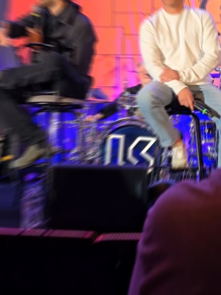 How  jared and  @JensenAckles  created a fun atmosphere on #Supernatural #SPNCHI #jensenackles #deanwinchester #SamAndDean #DeanWinchester #jaredpadalecki #samwinchester #samwinchesteredit #TheBoys #edit #winchesters #Winchester #supernatural #JensenAckles #fyppppppppppppppppppppppp #fypシ゚