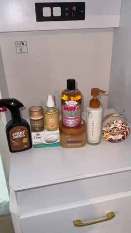 help me pick out the most gourmand shower routine EVER🤎🍂 @Dove Beauty & Personal Care @Tree Hut @CANVAS BEAUTY BRAND @CANVAS BEAUTY BRAND @Fenty Skin @chubby star @LUSH @Snif  #showerroutine #hygieneroutine #hygieneproducts #SelfCare #gourmandperfume 