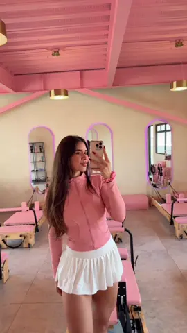 Un día en pilates 💘🩰🎀✨ …….              #fyp #contenido #pilatesgirl #gymrat #girl 
